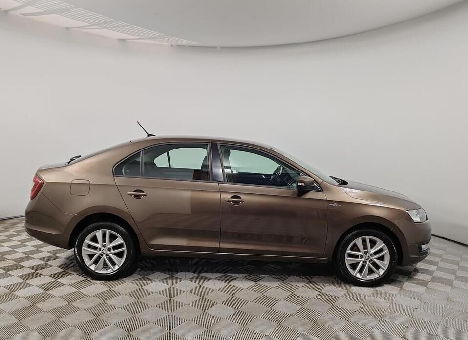 Skoda Rapid, I Рестайлинг 1.6 AT (110 л.с.)