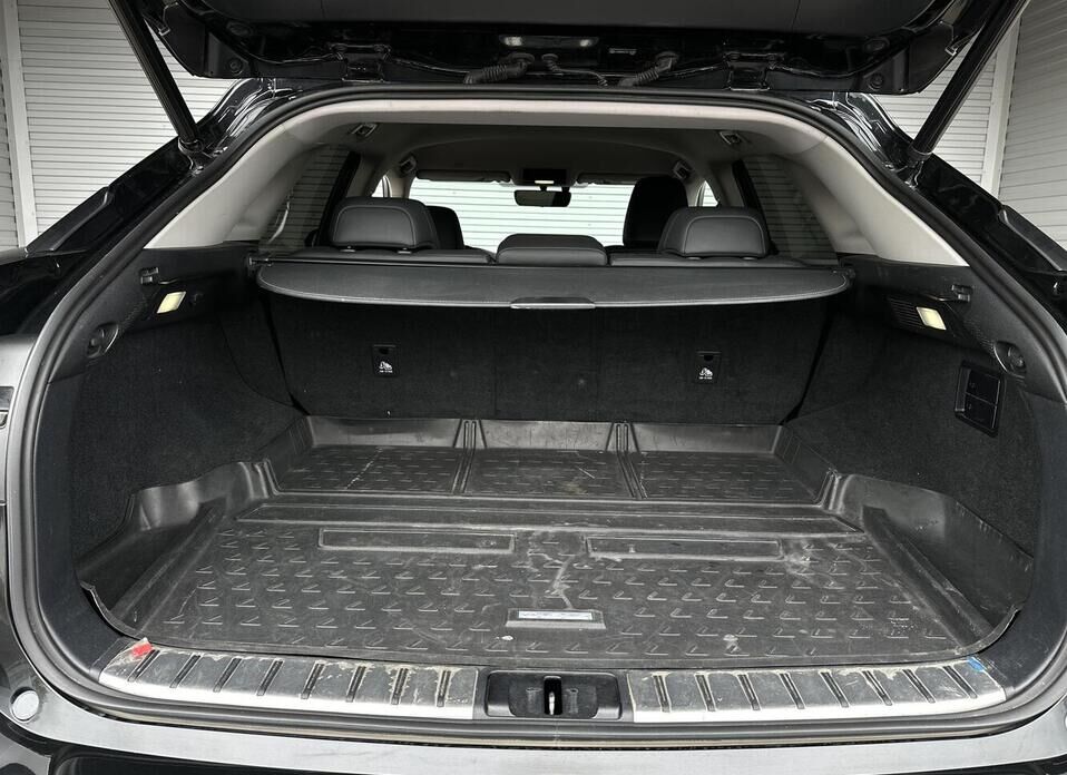 Lexus RX, IV Рестайлинг 300 2.0 AT (238 л.с.) 4WD