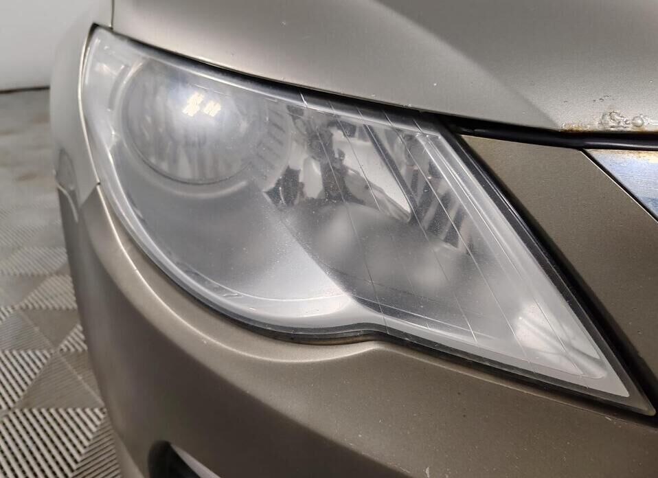 Volkswagen Passat CC 1.8 AMT (152 л.с.)