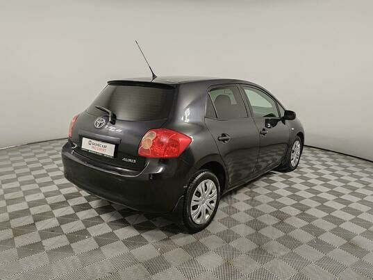 Toyota Auris, 2007 г., 242 270 км