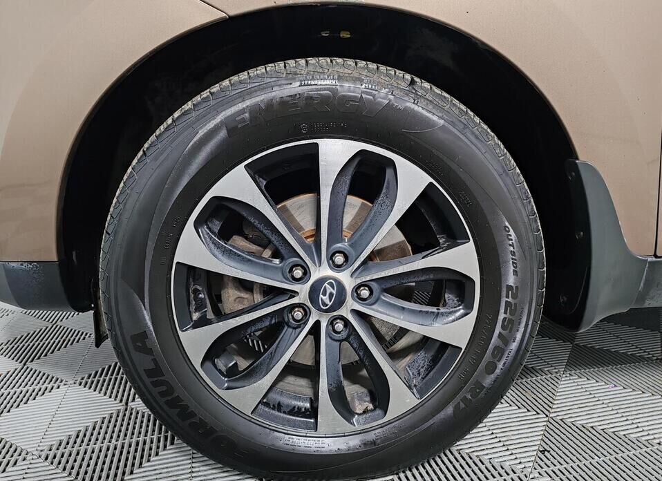 Hyundai ix35, I Рестайлинг 2.0 AT (150 л.с.)