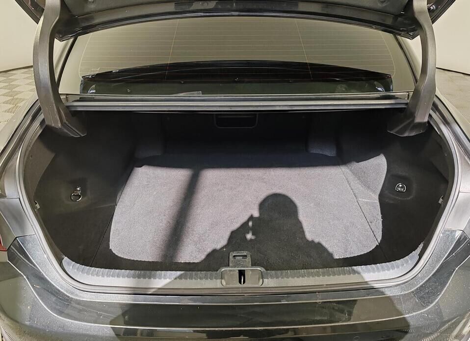 Lexus ES, VII 250 2.5 AT (200 л.с.)