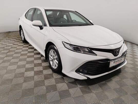 Toyota Camry, 2020 г., 30 323 км