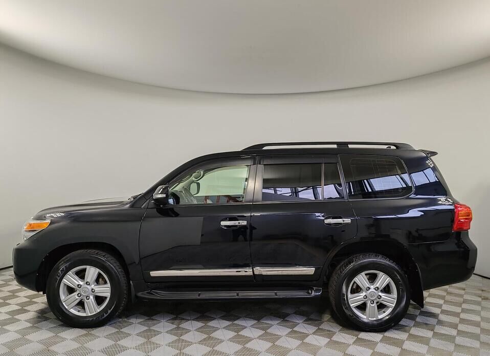 Toyota Land Cruiser, 200 Series Рестайлинг 1 4.5d AT (235 л.с.) 4WD