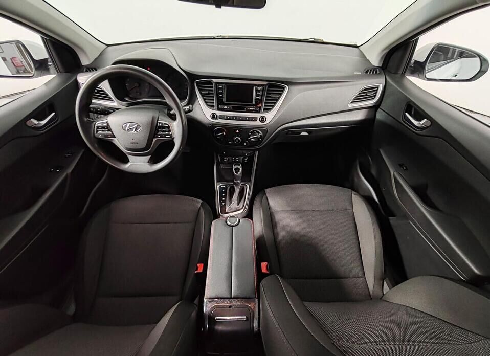 Hyundai Solaris, II 1.6 AT (123 л.с.)