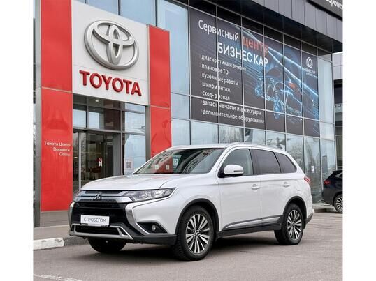 Mitsubishi Outlander, 2019&nbsp;г., 208&nbsp;413&nbsp;км