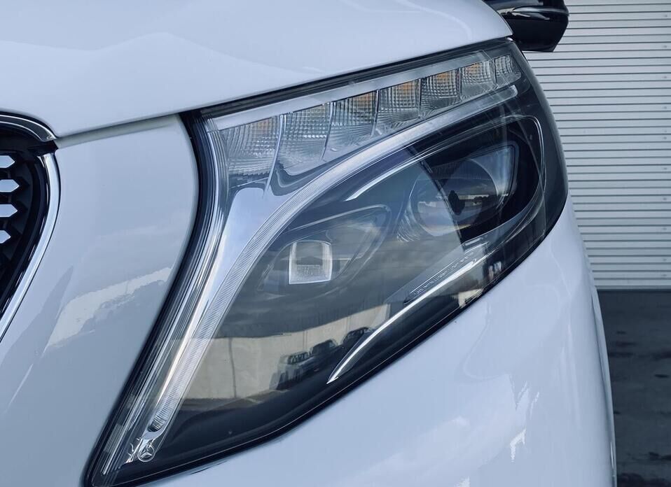 Mercedes-Benz V-Класс, III (W447) Рестайлинг 300 d длинный 2.0d AT (239 л.с.) 4WD
