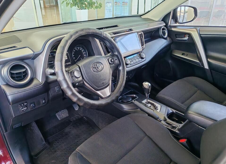 Toyota RAV4, IV (XA40) Рестайлинг 2.0 CVT (146 л.с.)