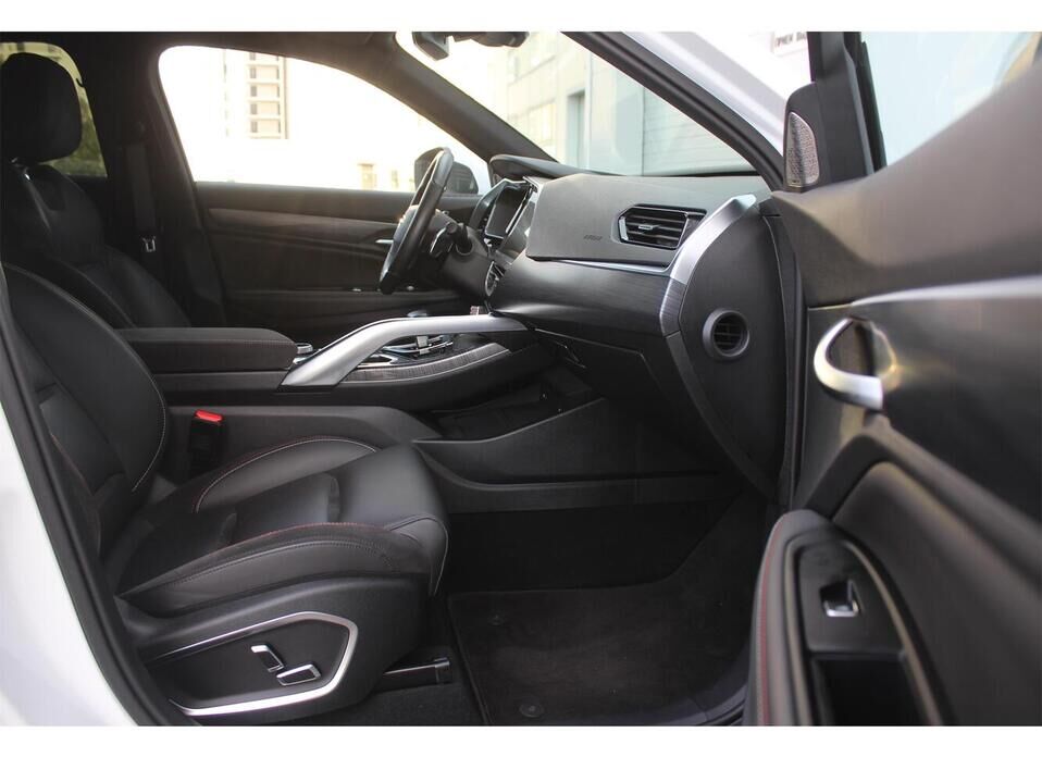 Geely Tugella, I 2.0 AT (238 л.с.) 4WD