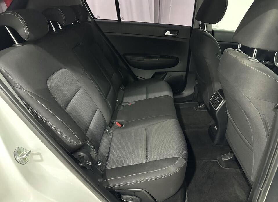 Kia Sportage 2.0 AT (150 л.с.) 4WD