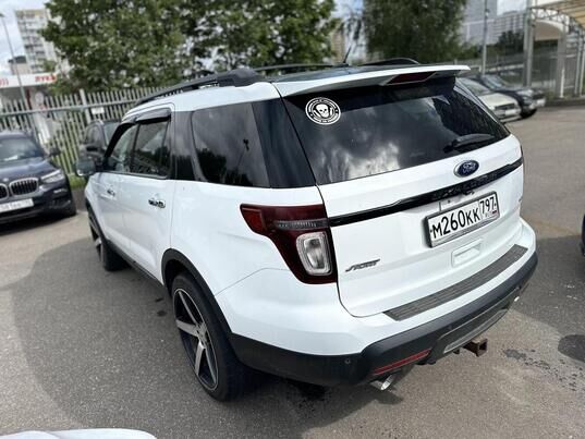 Ford Explorer, 2013 г., 193 843 км