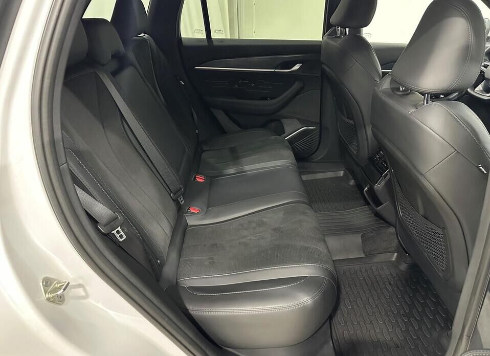 Geely Monjaro, I 2.0 AT (238 л.с.) 4WD