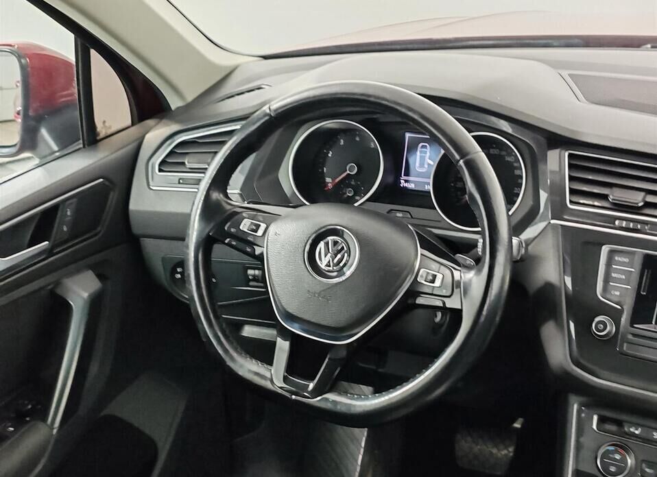 Volkswagen Tiguan, II 1.4 AMT (125 л.с.)