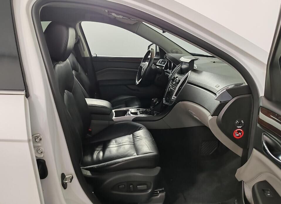 Cadillac SRX, II 3.0 AT (269 л.с.) 4WD