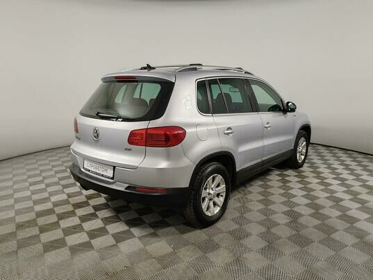 Volkswagen Tiguan, 2013 г., 192 817 км