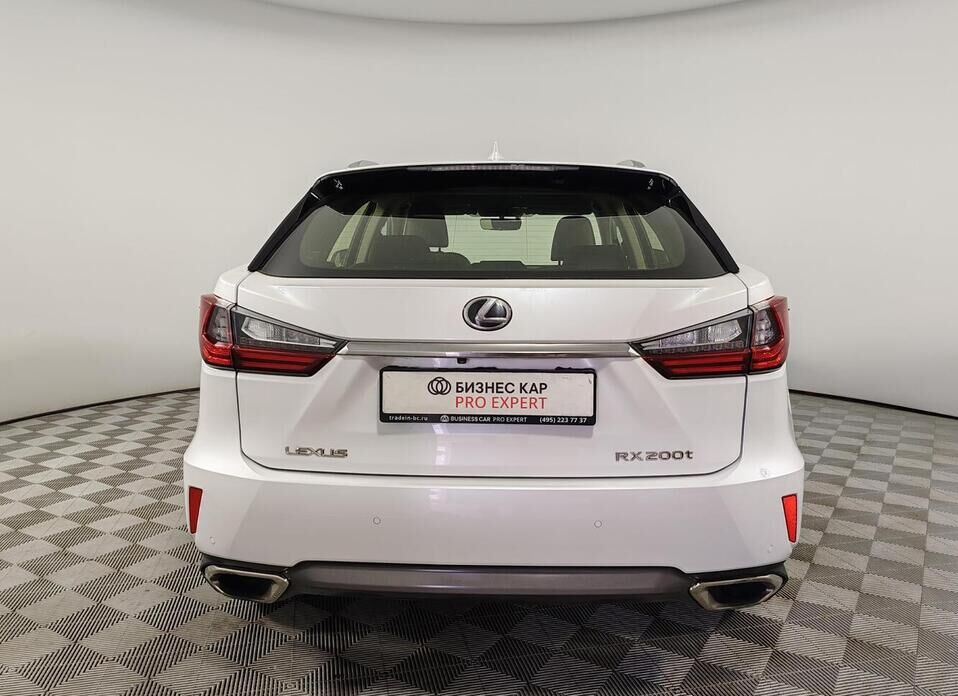 Lexus RX, IV 200t 2.0 AT (238 л.с.) 4WD