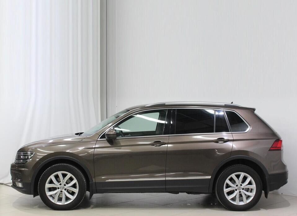 Volkswagen Tiguan, II 2.0d AMT (150 л.с.) 4WD