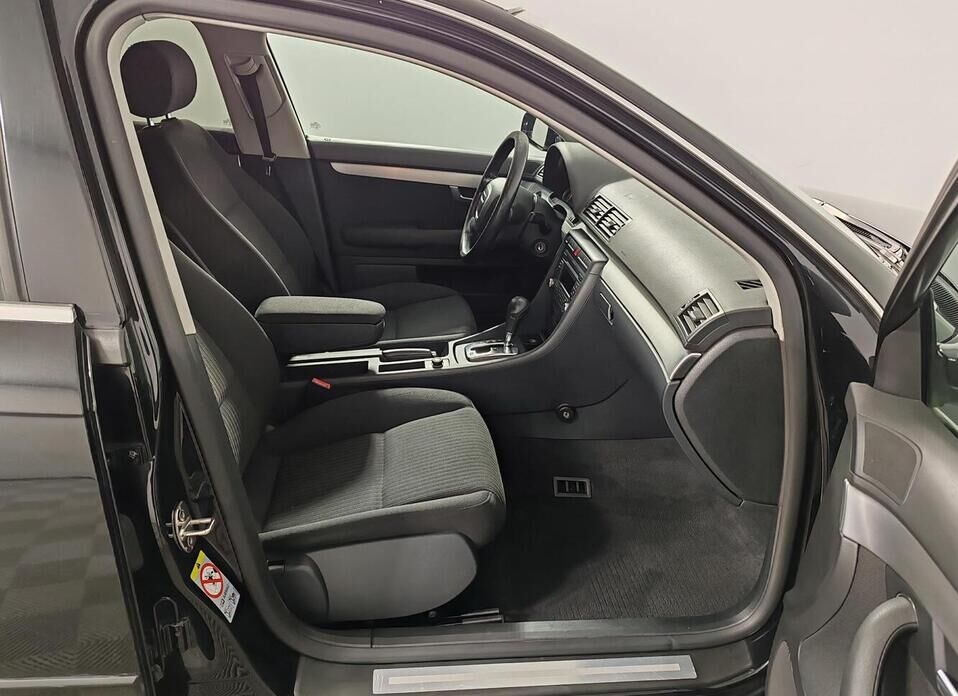 Audi A4, III (B7) 1.8 CVT (163 л.с.)