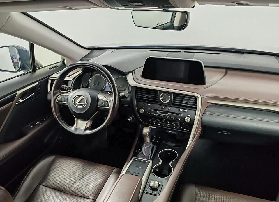 Lexus RX, IV Рестайлинг 300 2.0 AT (238 л.с.) 4WD