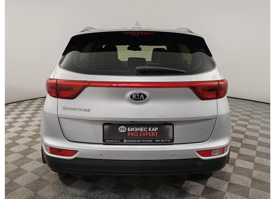 Kia Sportage, IV 2.0 AT (150 л.с.)
