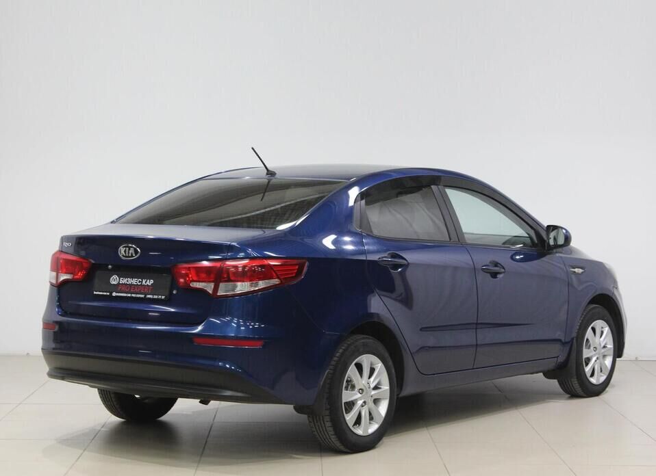 Kia Rio, III Рестайлинг 1.6 MT (123 л.с.)