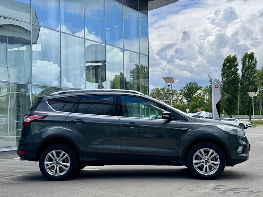 Ford Kuga, 2017&nbsp;г., 104&nbsp;001&nbsp;км