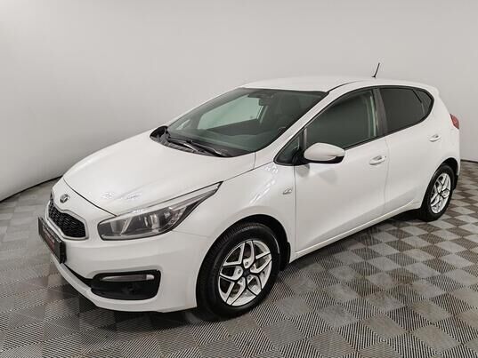 Kia Ceed, 2016 г., 110 941 км