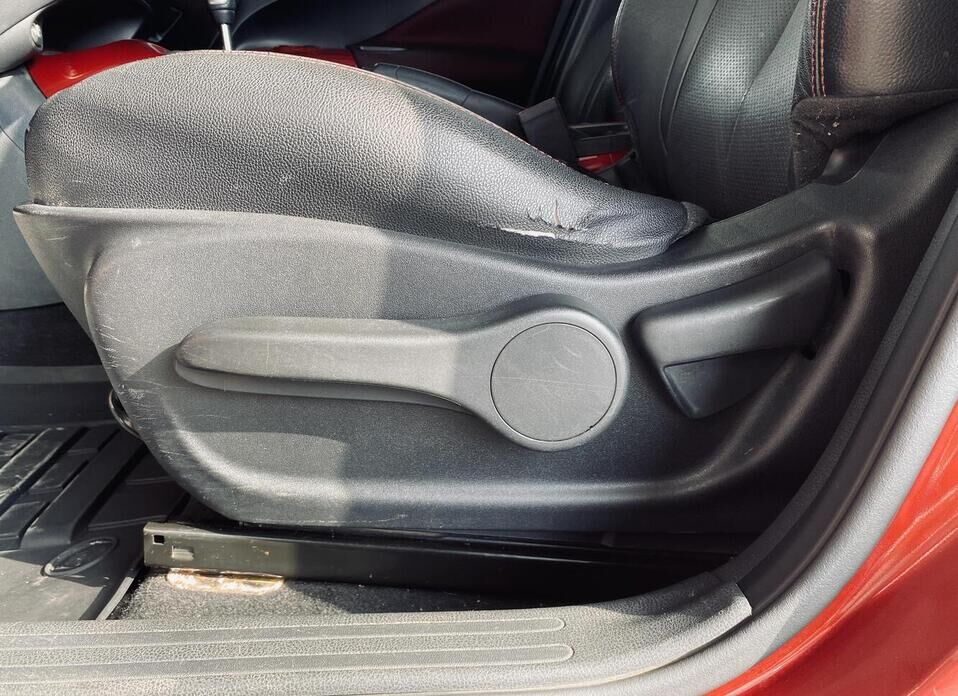 Nissan Juke, I 1.6 CVT (190 л.с.) 4WD