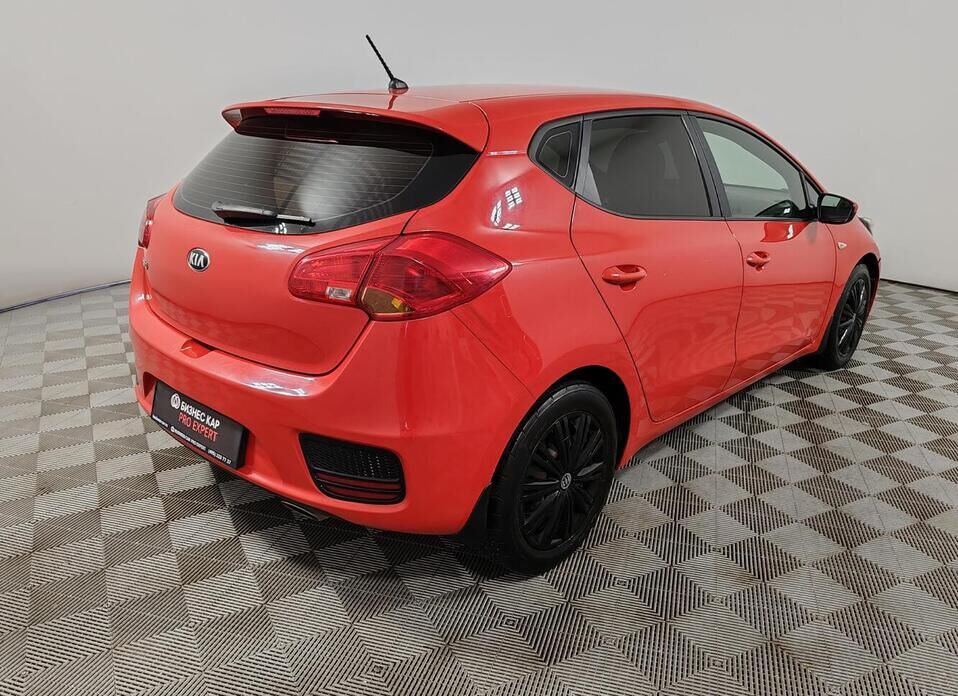 Kia Ceed, II Рестайлинг 1.6 AT (130 л.с.)