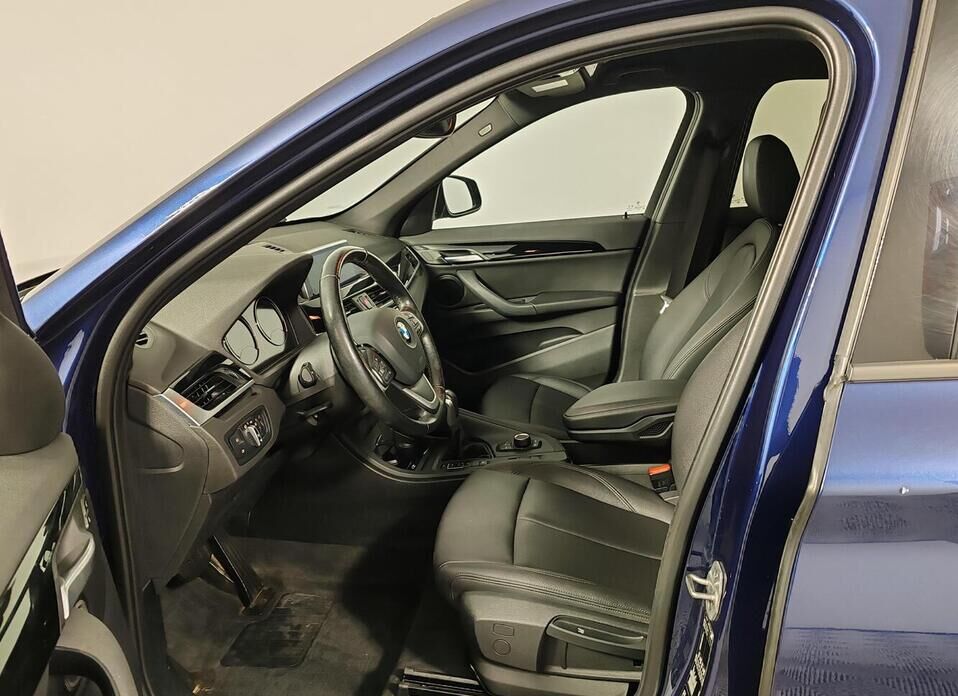 BMW X1, II (F48) Рестайлинг 18d xDrive 2.0d AT (150 л.с.) 4WD