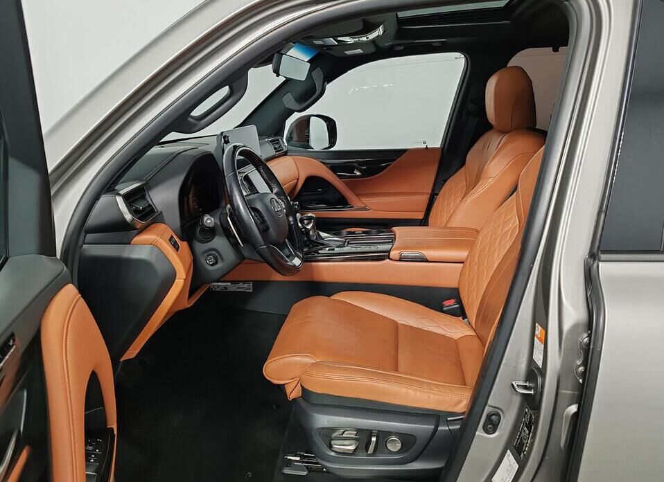 Lexus LX, IV 600 3.5 AT (415 л.с.) 4WD