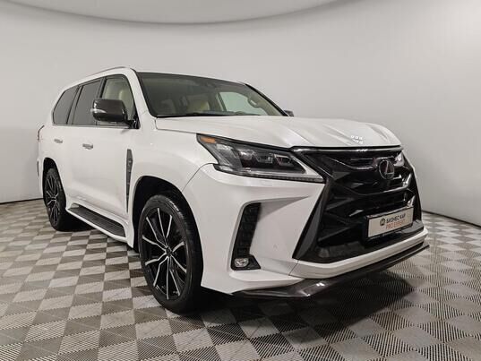 Lexus LX, 2017&nbsp;г., 65&nbsp;282&nbsp;км