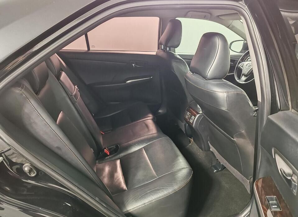 Toyota Camry, VII (XV50) Рестайлинг 2.5 AT (181 л.с.)