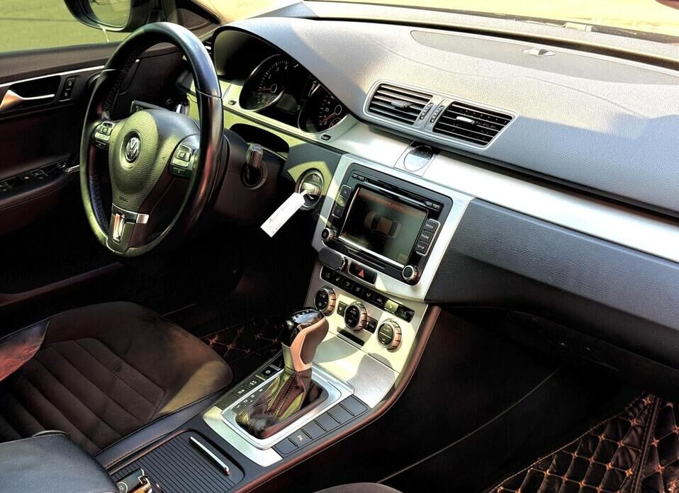 Volkswagen Passat, B7 1.8 MT (152 л.с.)