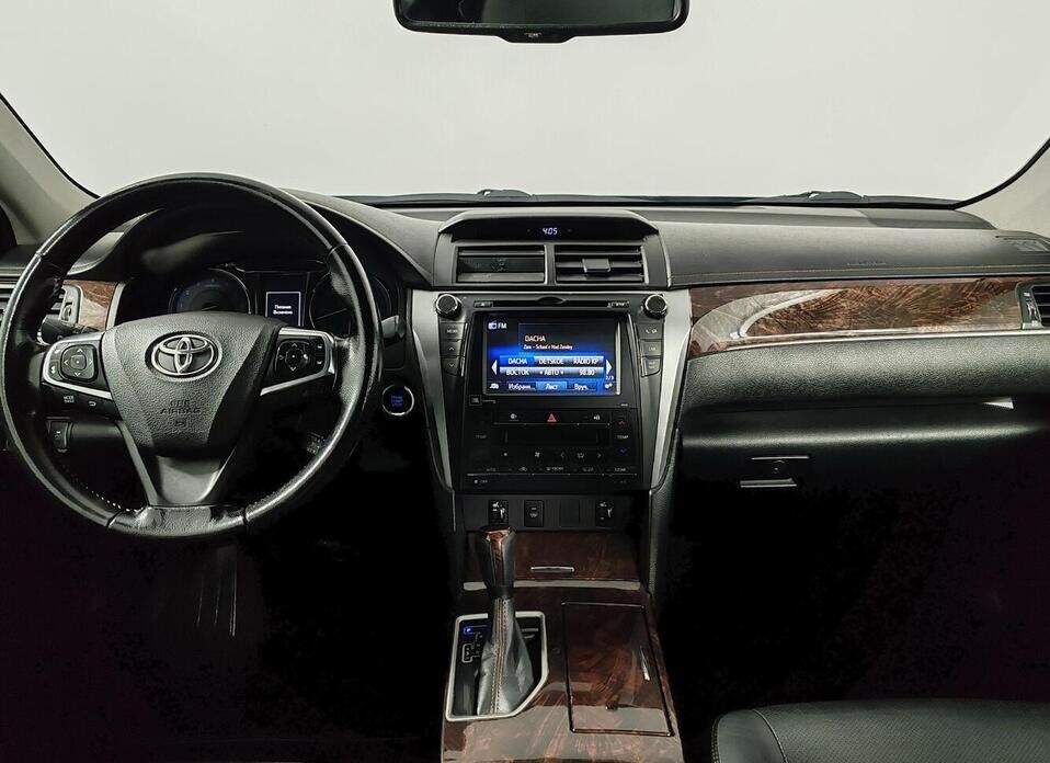Toyota Camry, VII (XV50) Рестайлинг 2.5 AT (181 л.с.)
