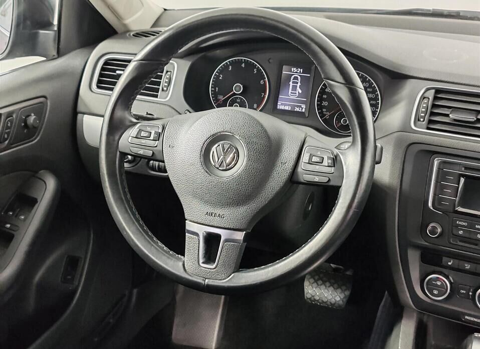 Volkswagen Jetta, VI 1.4 AMT (122 л.с.)