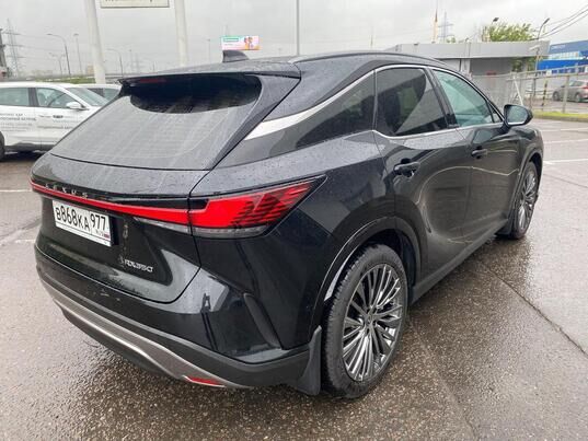 Lexus RX, 2023 г., 604 км