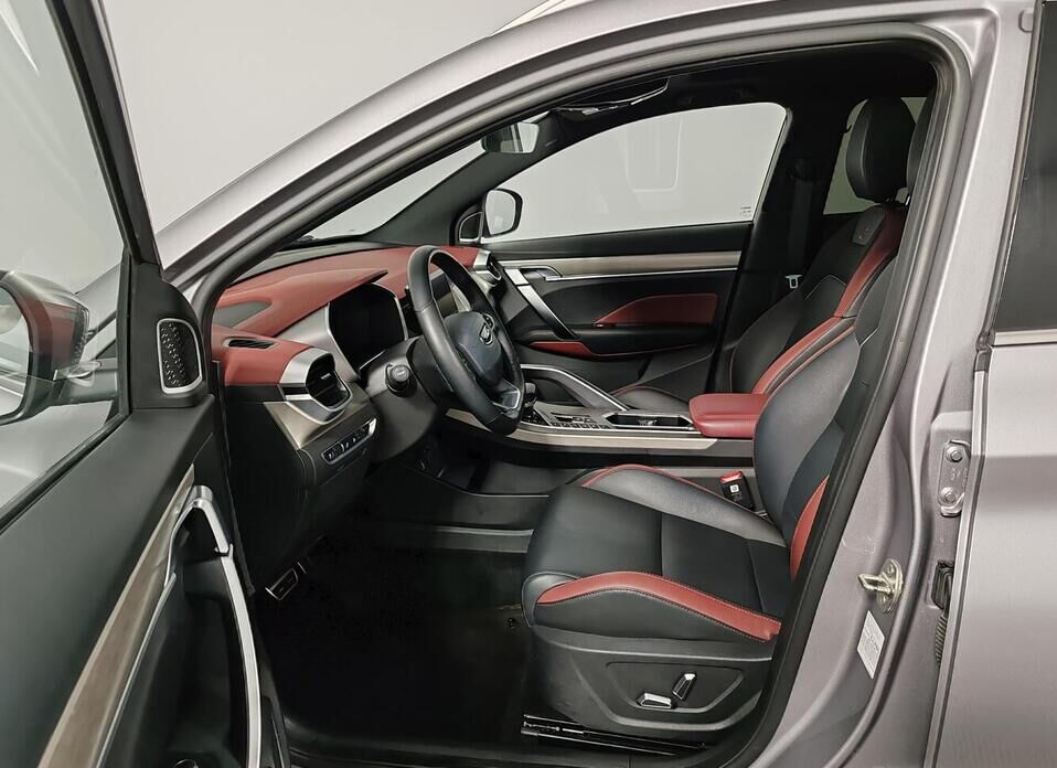 Geely Coolray, I 1.5 AMT (150 л.с.)