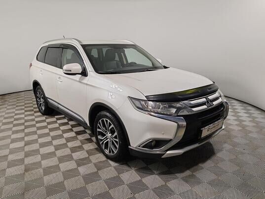 Mitsubishi Outlander, 2015&nbsp;г., 174&nbsp;935&nbsp;км