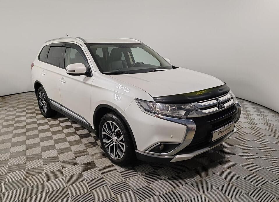Mitsubishi Outlander, III Рестайлинг 2 2.0 CVT (146 л.с.) 4WD
