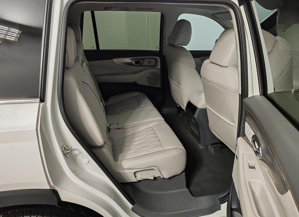 GAC GS8 2.0 AT (231 л.с.) 4WD