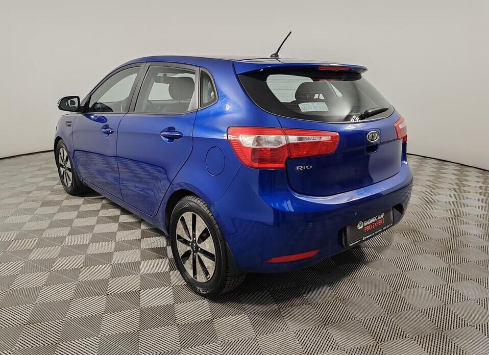 Kia Rio, III 4-speed 1.6 AT (123 л.с.)