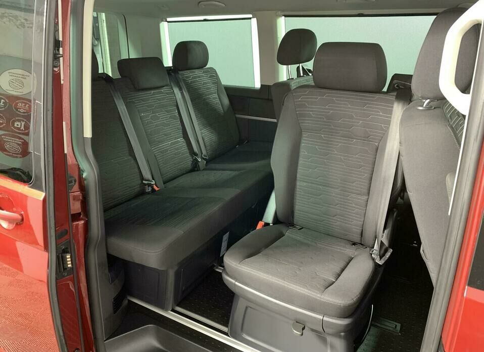 Volkswagen Multivan 2.0d AMT (199 л.с.) 4WD