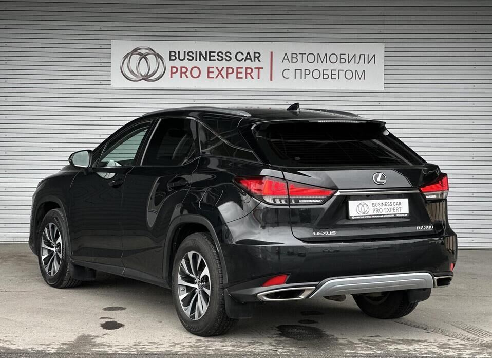 Lexus RX, IV Рестайлинг 300 2.0 AT (238 л.с.) 4WD