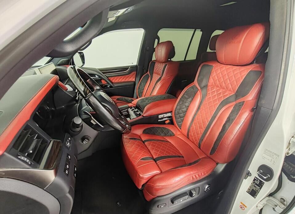 Lexus LX, III Рестайлинг 2 450d 4.5d AT (272 л.с.) 4WD