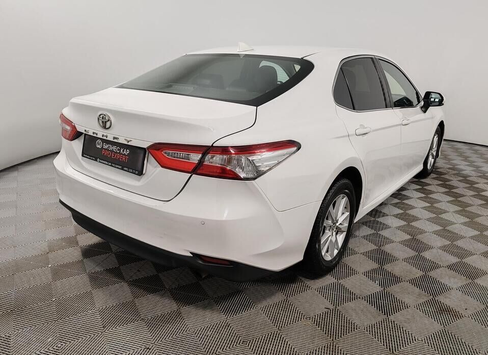 Toyota Camry, VIII (XV70) 2.0 AT (150 л.с.)