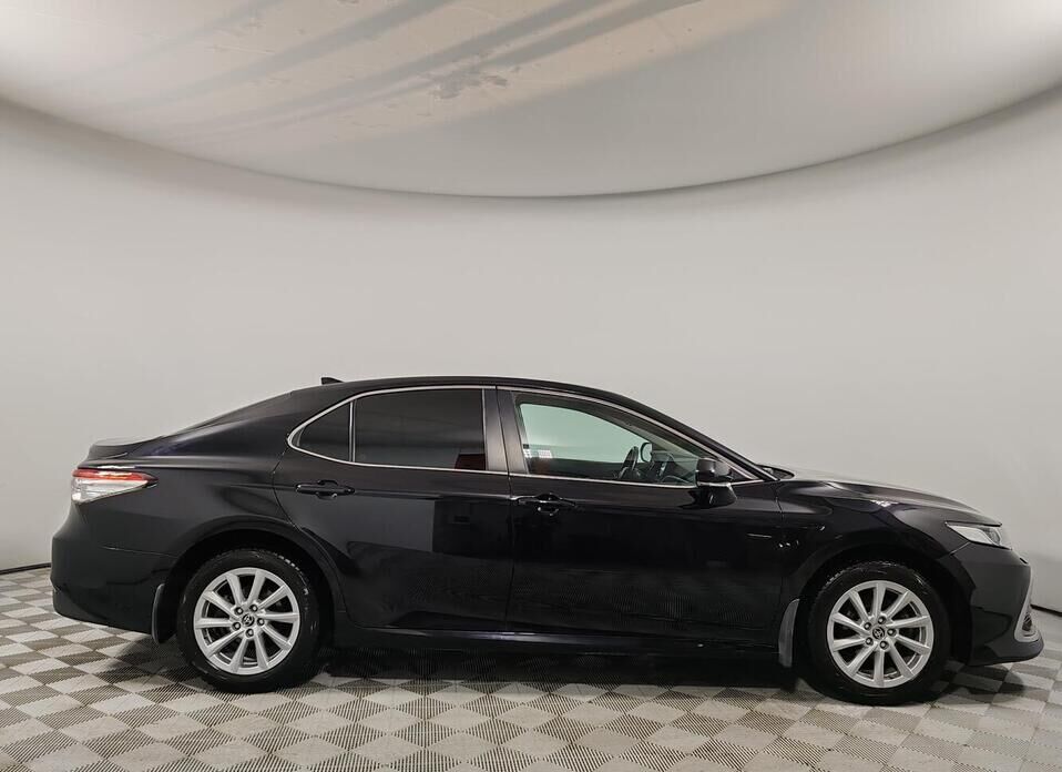 Toyota Camry, VIII (XV70) Рестайлинг 2.5 AT (200 л.с.)