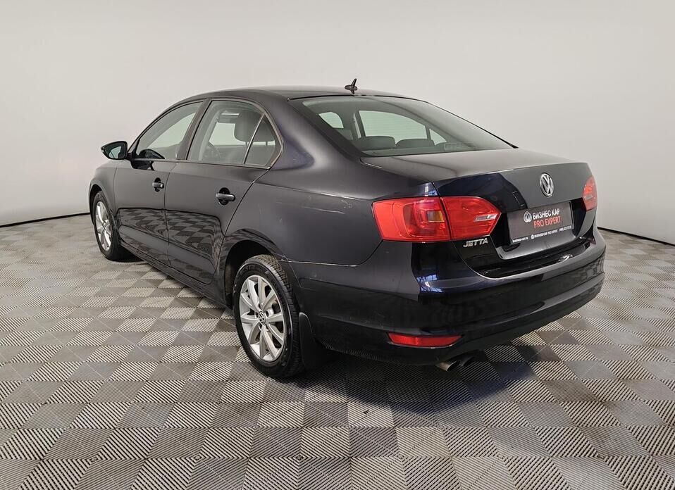 Volkswagen Jetta, VI 1.4 AMT (122 л.с.)