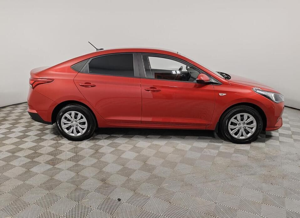 Hyundai Solaris 1.6 AT (123 л.с.)