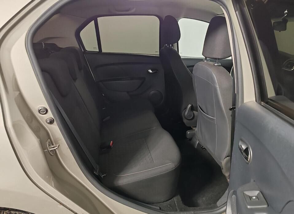 Renault Logan 1.6 AT (102 л.с.)